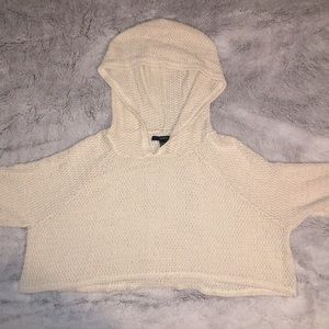 Cream knit cropped long sleeved shirt